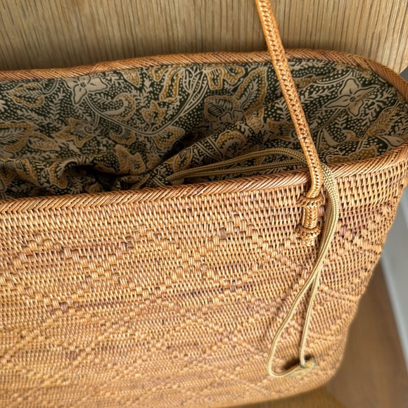 Straw structured should bag - Picture 3 of 5